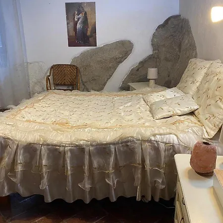 Apartment Paradise *